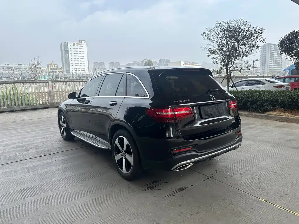 Mercedes-Benz GLC 2017 — фото 10