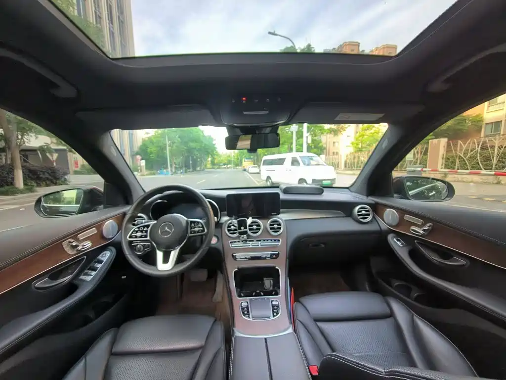 Mercedes-Benz GLC 2021 — фото 11