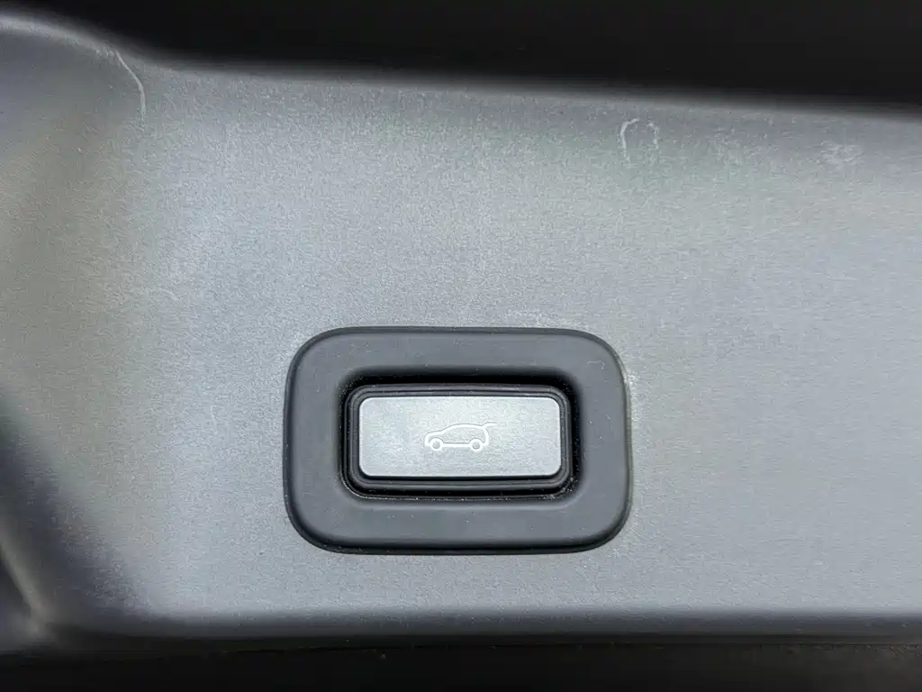 Land Rover Evoque 2022 — фото 12