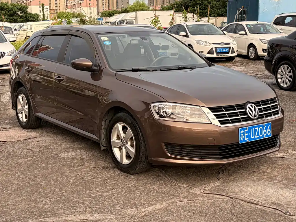 Volkswagen Gran Lavida 2015