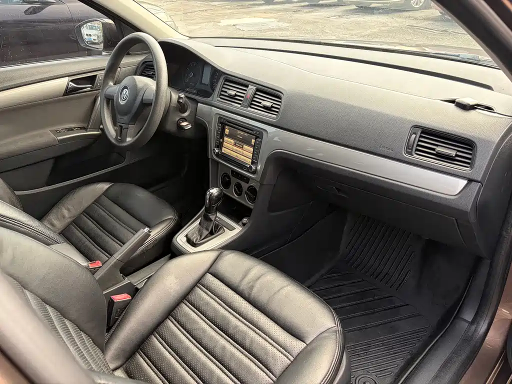 Volkswagen Gran Lavida 2015 — фото 14