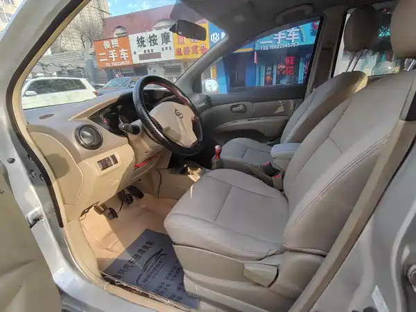Nissan Livina 2009