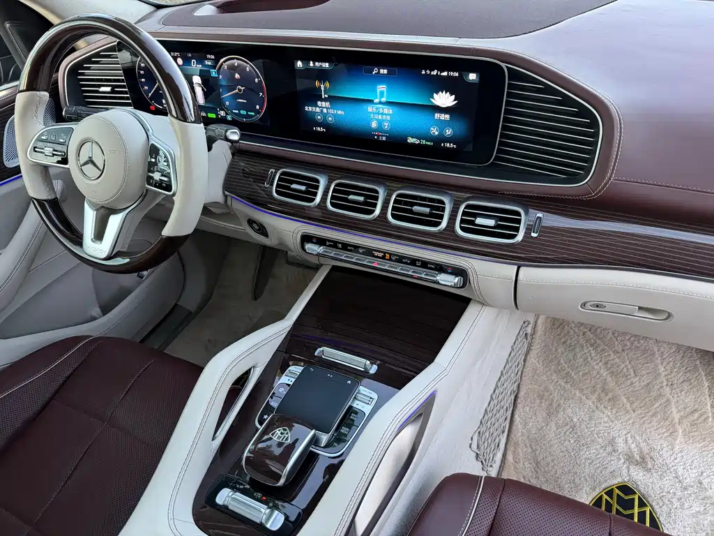 Mercedes-Benz GLS 2021 — фото 10