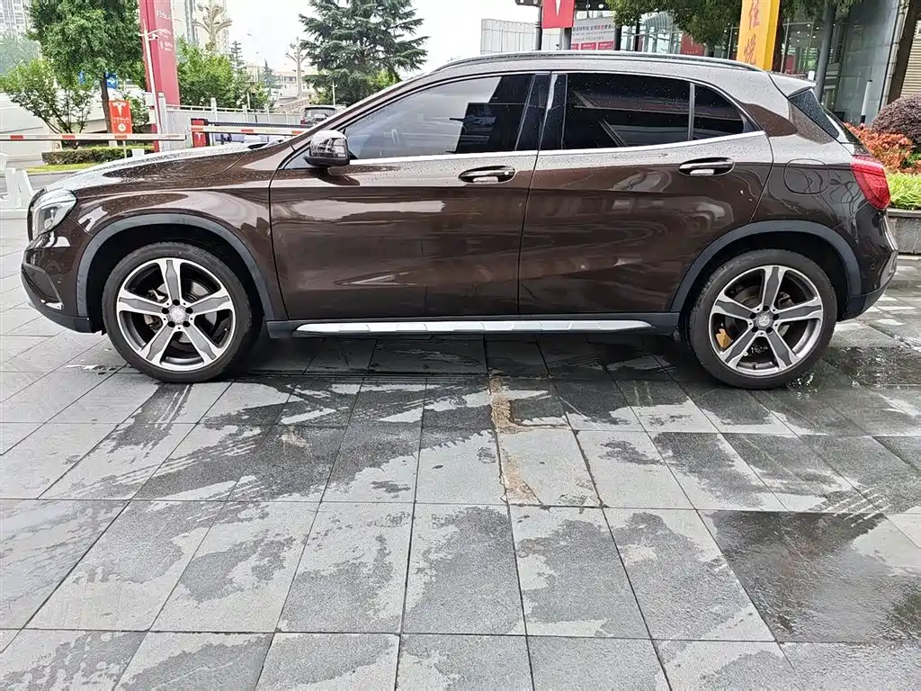 Mercedes-Benz GLA 2015 — фото 7