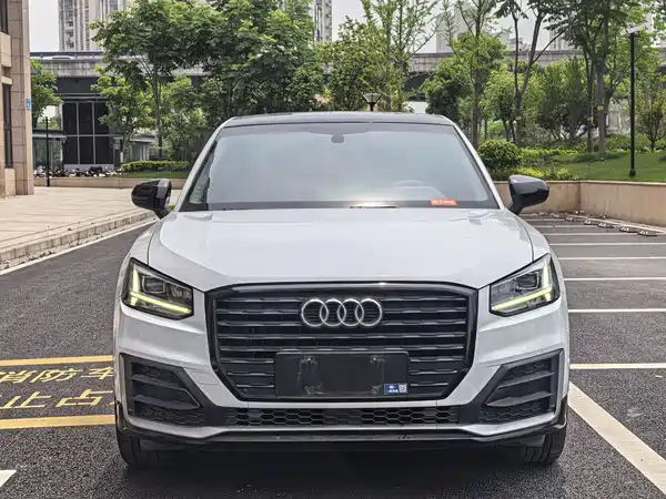 Audi Q2L 2021