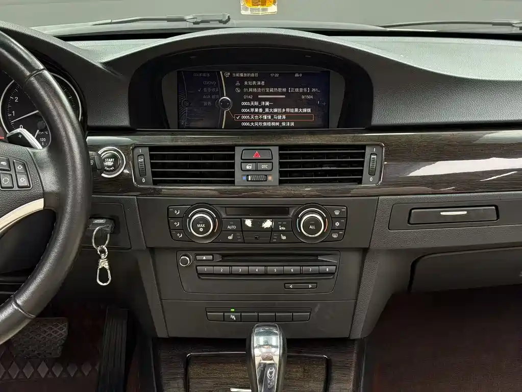 BMW 3 Series 2012 — фото 9