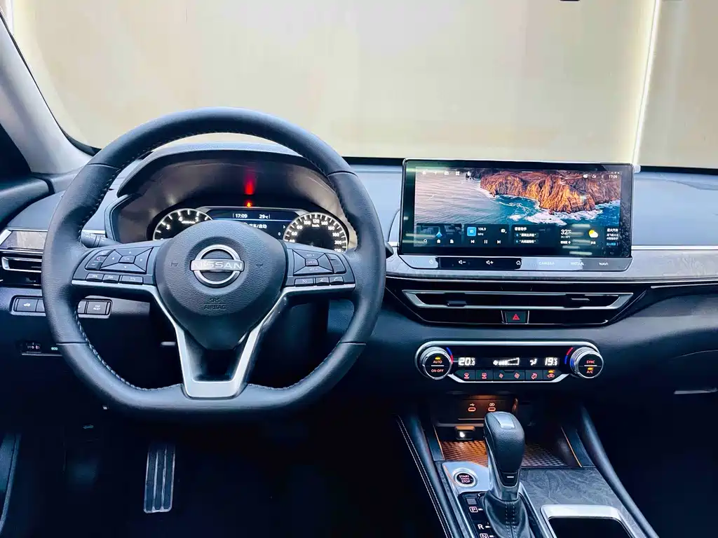 Nissan Teana 2023 — фото 12