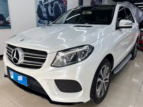 Mercedes-Benz GLE 2015