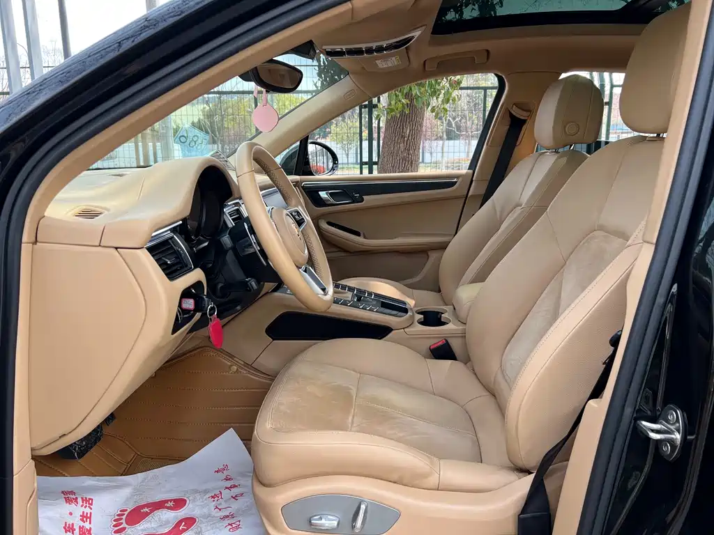Porsche Macan 2015 — фото 10
