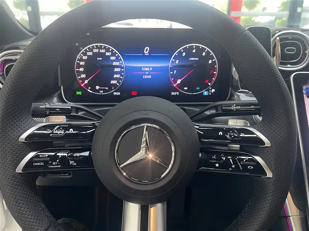Mercedes-Benz C-Class 2025 — фото 19