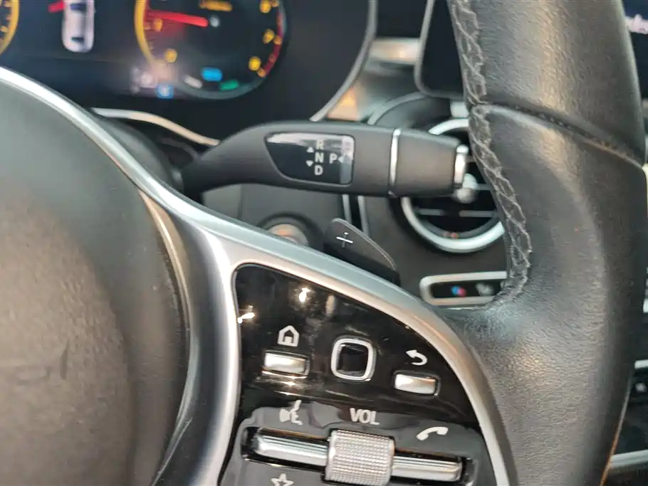 Mercedes-Benz C-Class 2019 — фото 16