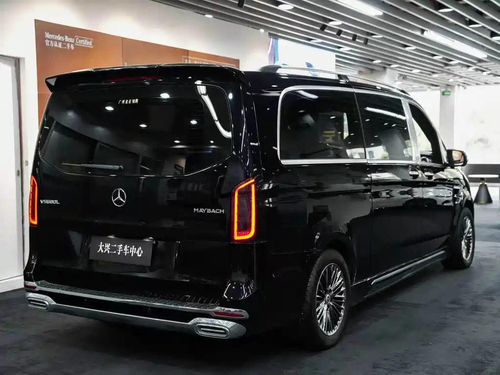 Mercedes-Benz Vito 2022 — фото 29