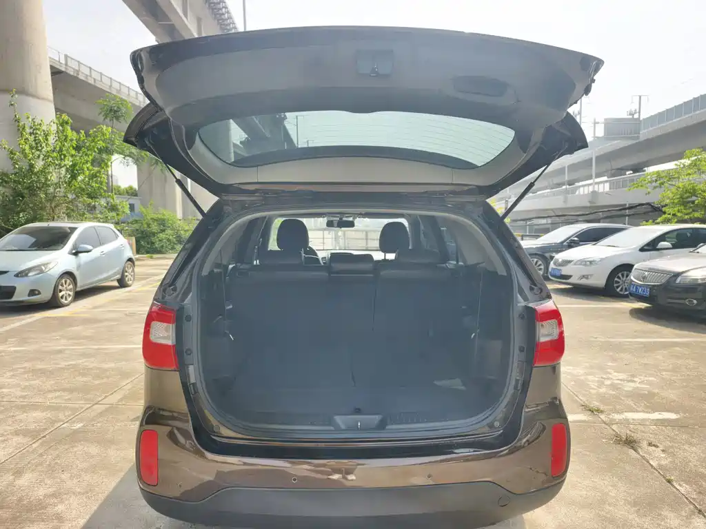 Kia Sorento 2014 — фото 12