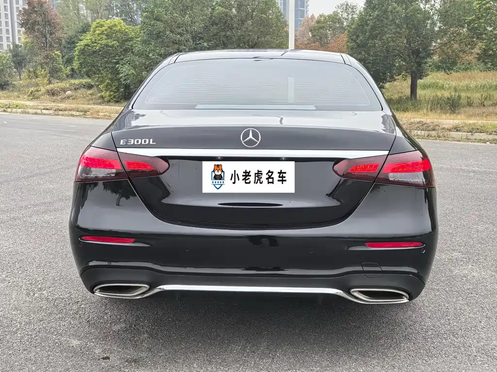 Mercedes-Benz E-Class 2022 — фото 20