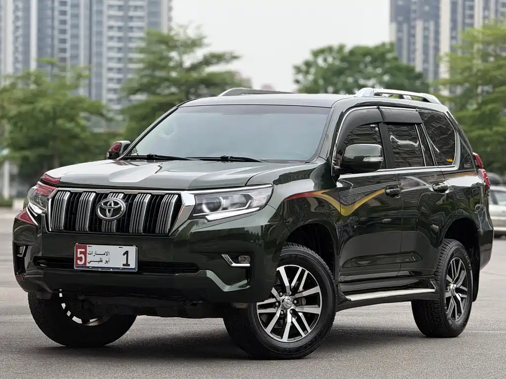 Toyota Prado 2016 — фото 1