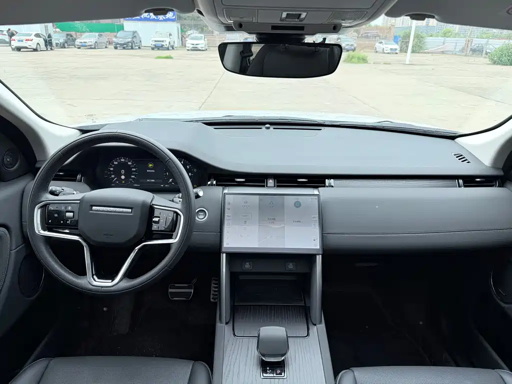 Land Rover Discovery Sport 2025 — фото 8