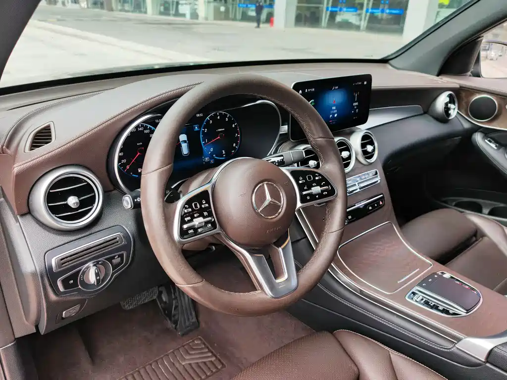 Mercedes-Benz GLC 2020 — фото 5
