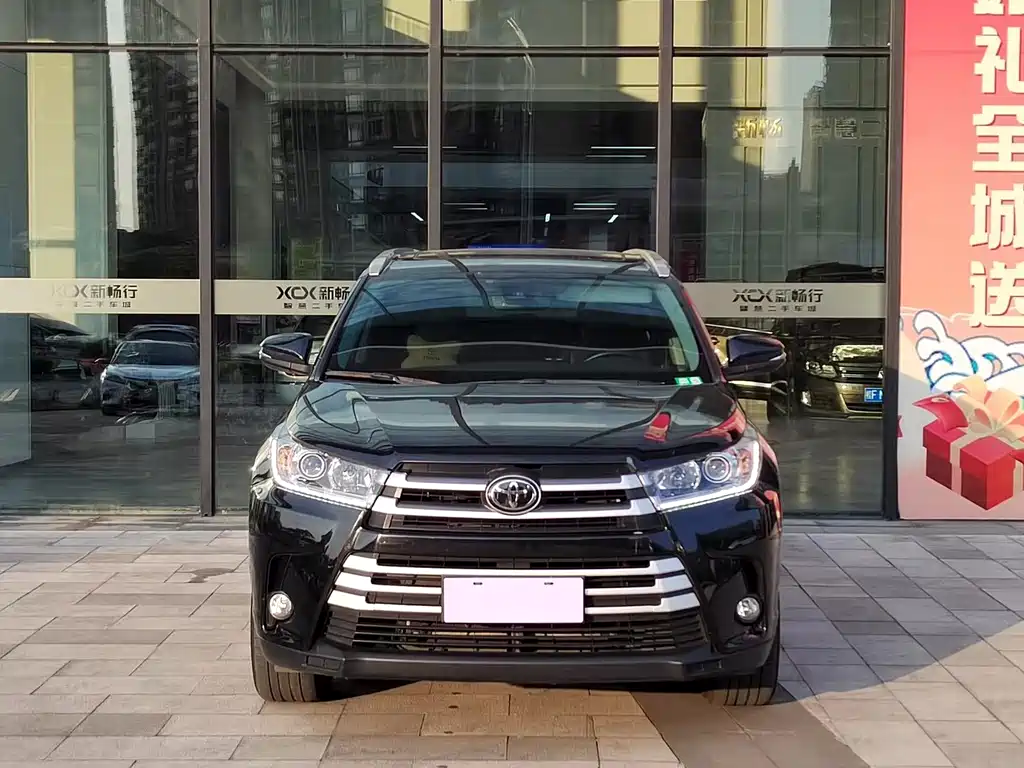 Toyota Highlander 2021 — фото 2
