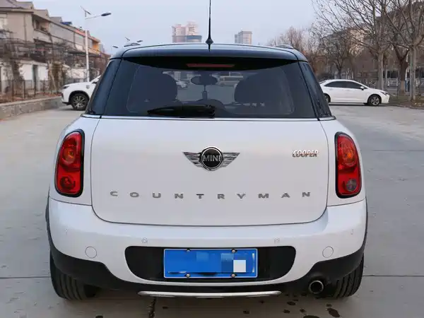 MINI Countryman 2016