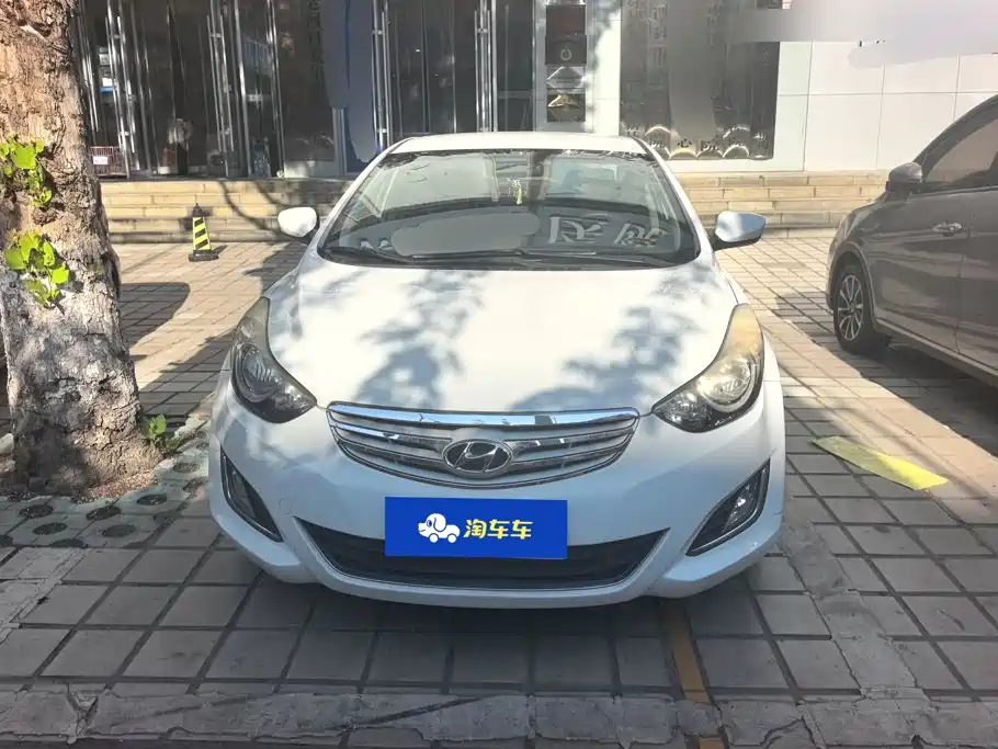 Hyundai Elantra 2014