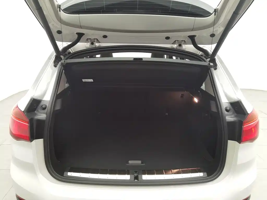 BMW X1 2016 — фото 16