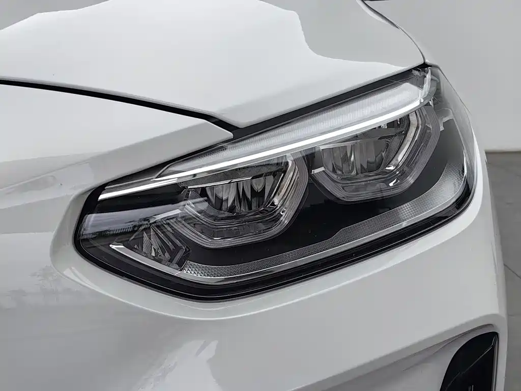 BMW 1 Series 2023