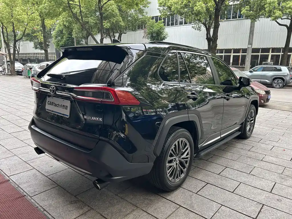 Toyota Wildlander 2023 — фото 12