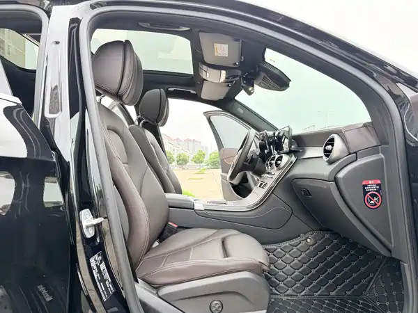 Mercedes-Benz GLC 2021