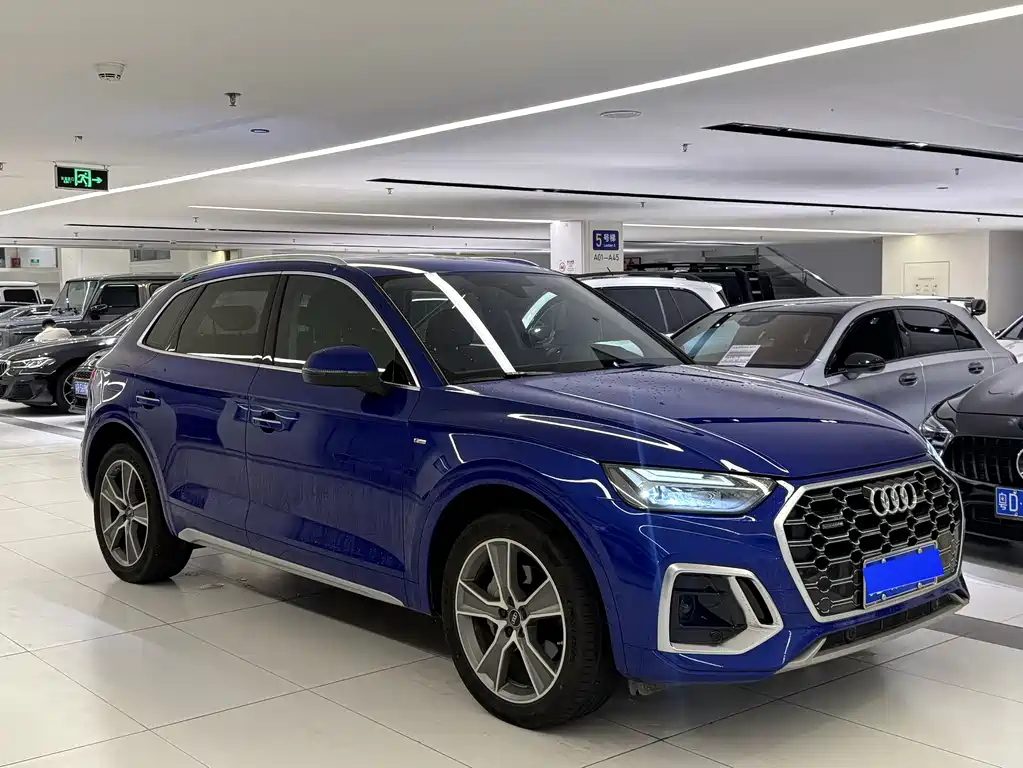 Audi Q5L 2022 — фото 3