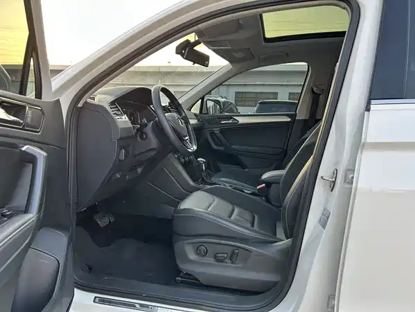 Volkswagen Tiguan L 2021