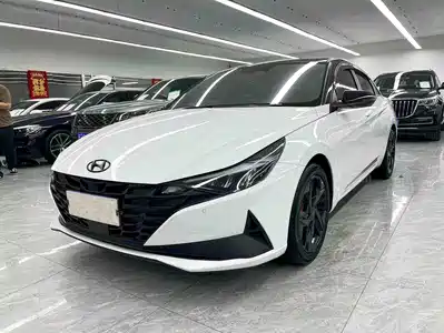 Hyundai Elantra 2023