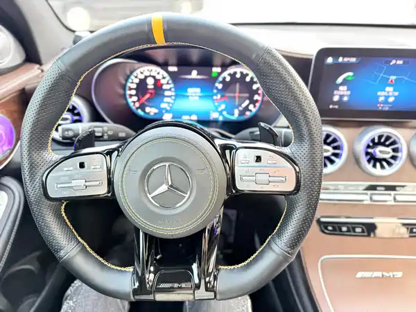 Mercedes-Benz GLC 2020