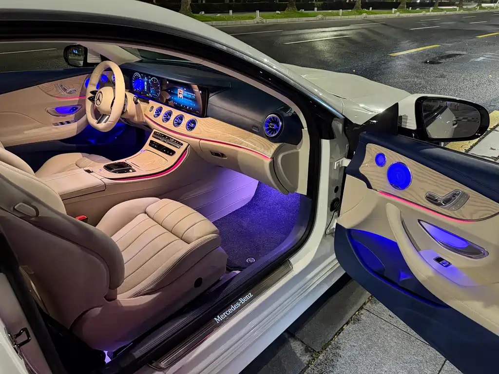 Mercedes-Benz E-Class 2023 — фото 8