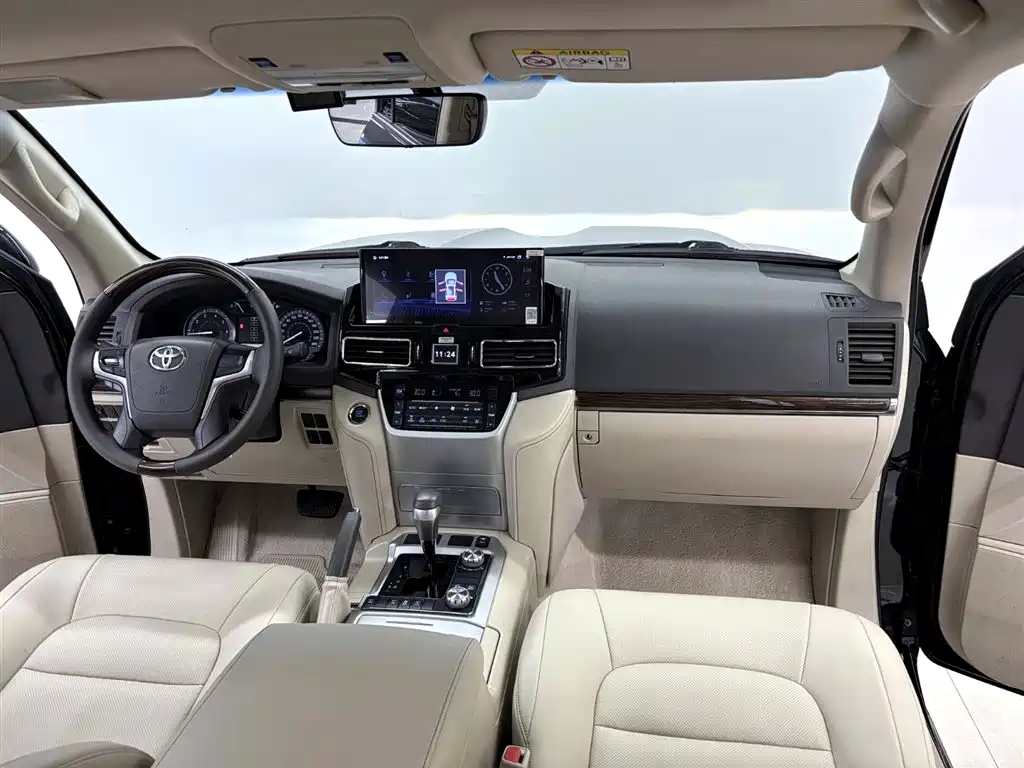 Toyota Land Cruiser 2019 — фото 14
