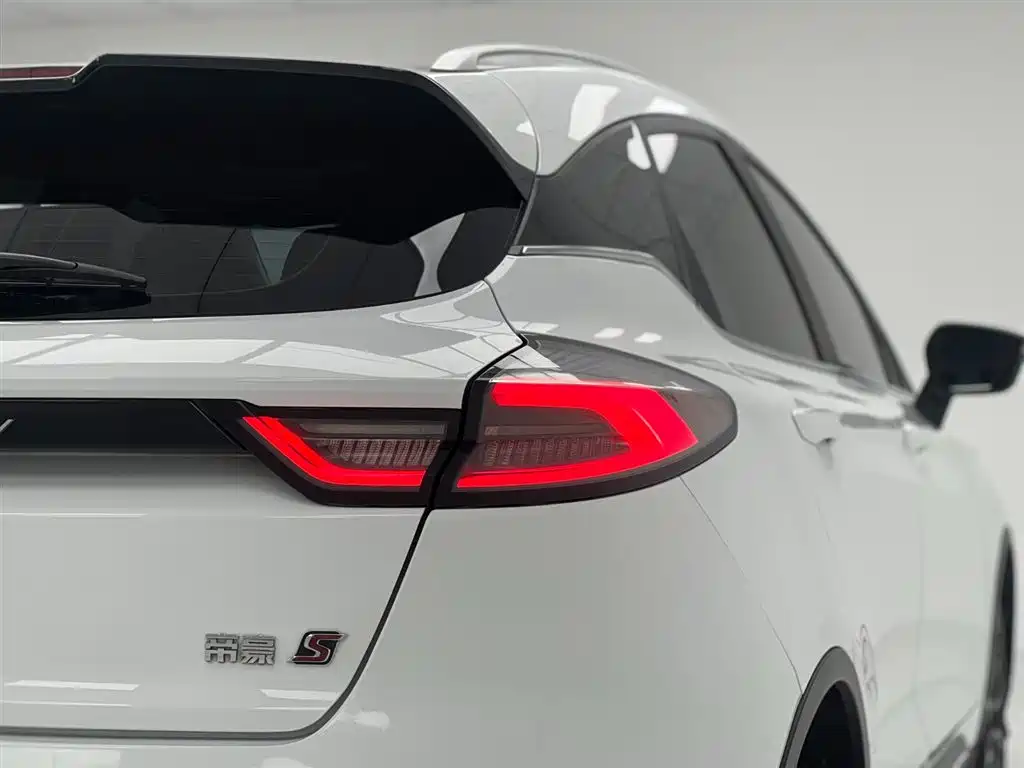 Geely Emgrand S 2021 — фото 6