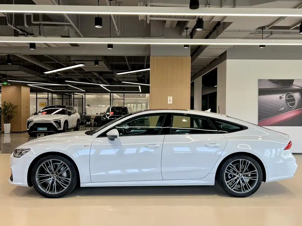 Audi A7 2023 — фото 3