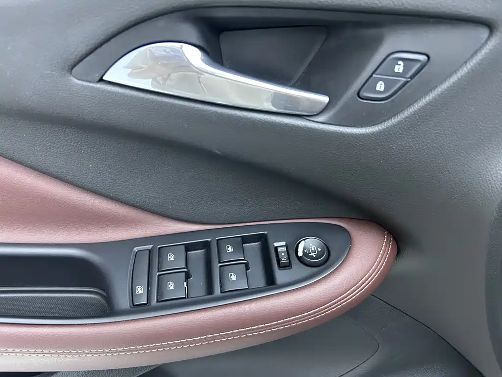Buick Envision Plus 2016 — фото 12