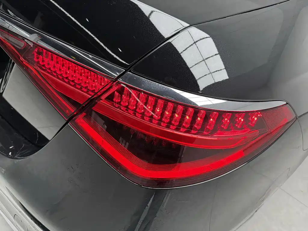 Mercedes-Benz S-Class 2023 — фото 12