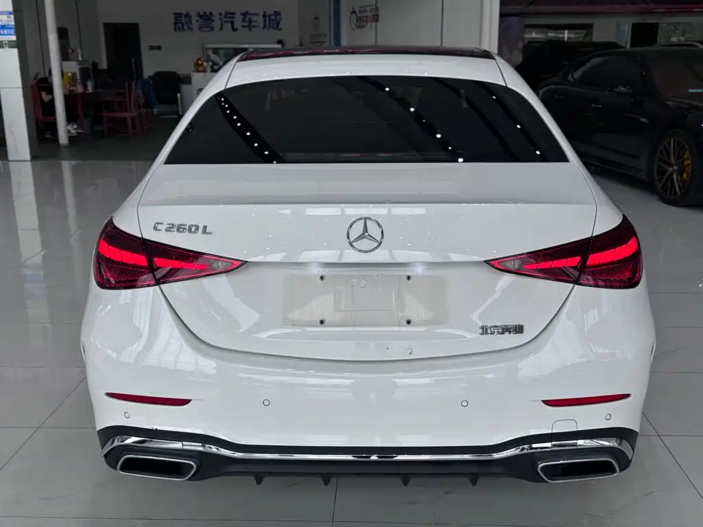 Mercedes-Benz C-Class 2023 — фото 8