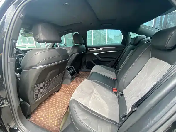 Audi A6L 2023