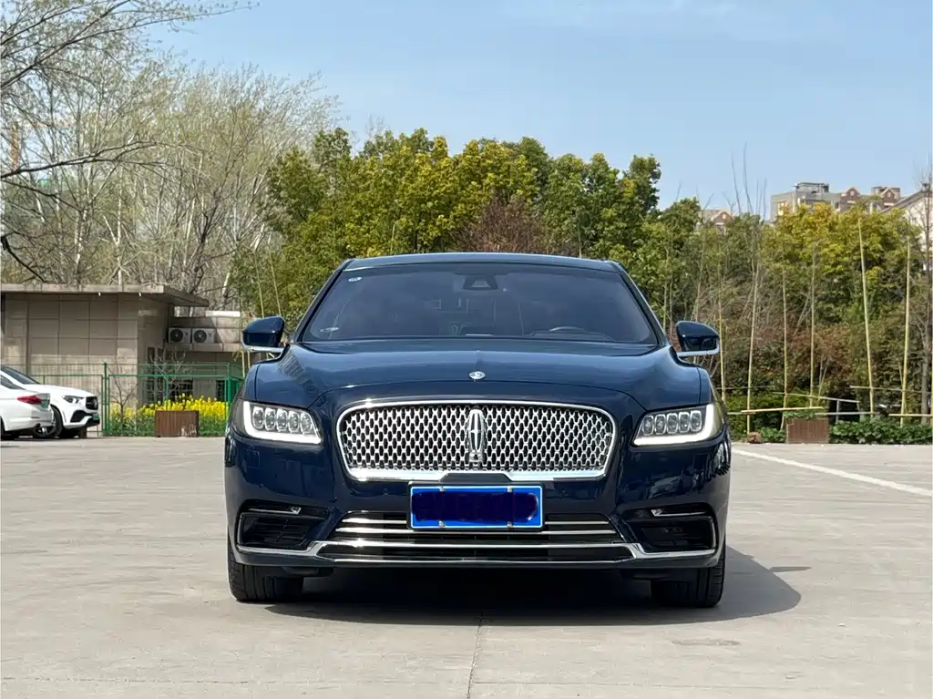 Lincoln Continental 2020 — фото 2