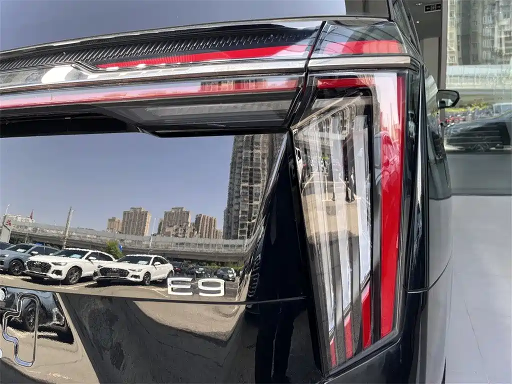 GAC Motor Trumpchi E9 — фото 15