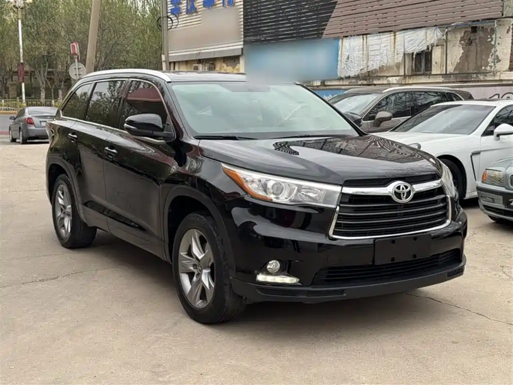 Toyota Highlander 2017 — фото 6