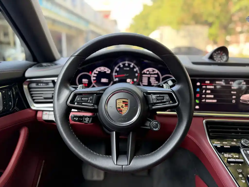 Porsche Panamera 2022 — фото 10