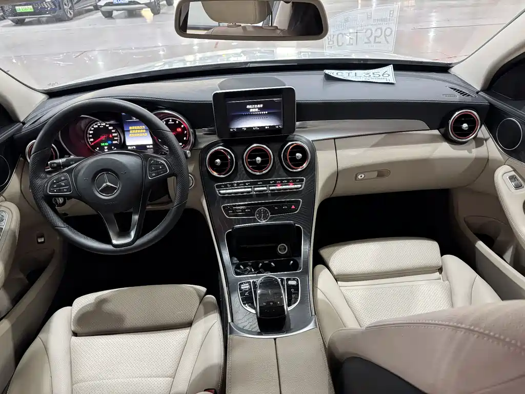 Mercedes-Benz C-Class 2016 — фото 11