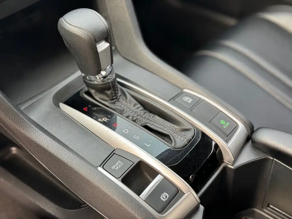 Honda Civic 2020 — фото 12