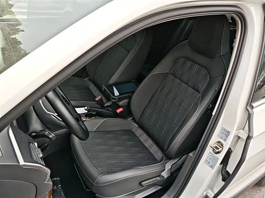 Volkswagen T-Cross 2021 — фото 15