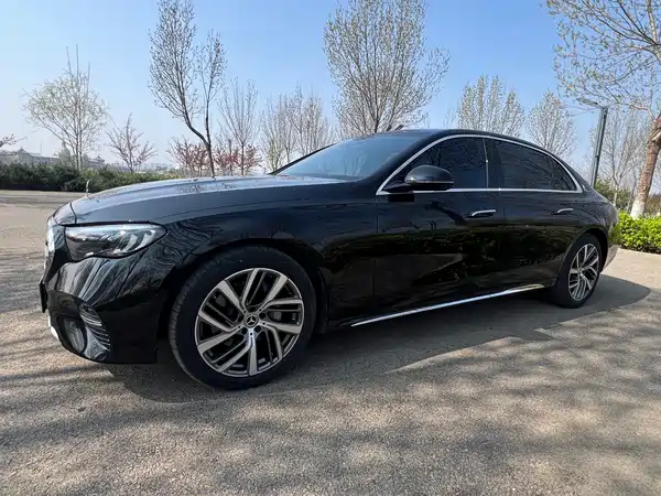 Mercedes-Benz E-Class 2025