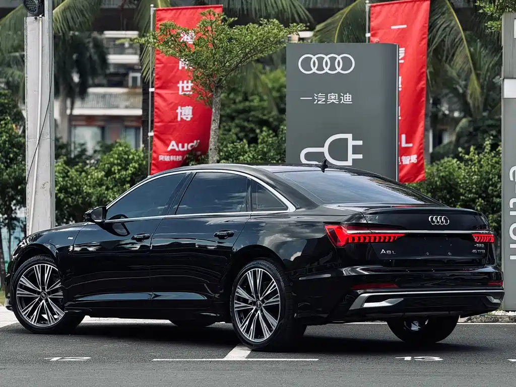 Audi A6L 2025 — фото 15