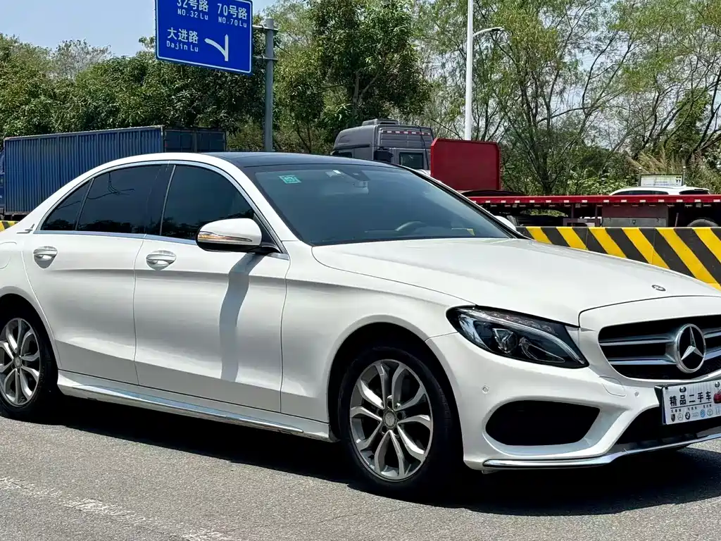 Mercedes-Benz C-Class 2015 — фото 3